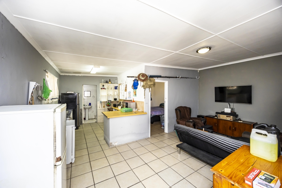 4 Bedroom Property for Sale in Cambridge West Eastern Cape